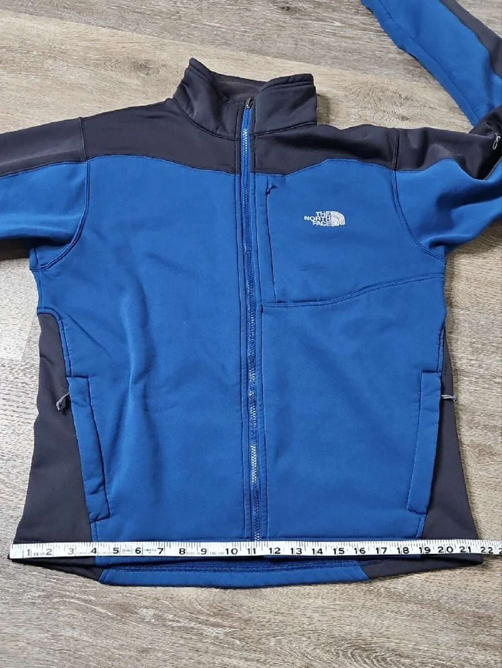 The North Face Blue and Black TKA Stretch Flight Series Full Zip Jacket Large